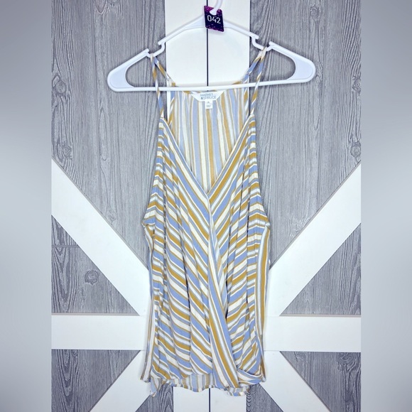 Market & Spruce Tops - B4.30 NWT MARKET & SPRUCE Crossover/Wrap Style Striped Tank XL